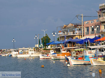 Haven Mytilini foto 20 - Foto van https://www.grieksegids.nl/fotos/eilandlesbos/350pixels/eiland-lesbos-foto-302.jpg