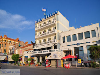 Hotel Lesvion Mytilini - Foto van https://www.grieksegids.nl/fotos/eilandlesbos/350pixels/eiland-lesbos-foto-312.jpg