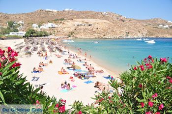 Super Paradise strand | Mykonos | Griekenland foto 18 - Foto van https://www.grieksegids.nl/fotos/eilandmykonos/350pixels/mykonos-fotos-134.jpg