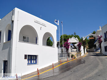 Kostos Paros | Cycladen | Griekenland foto 6 - Foto van https://www.grieksegids.nl/fotos/eilandparos/350px/fotos-paros-019.jpg