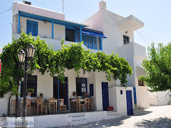 Kostos Paros | Cycladen | Griekenland foto 8 - Foto van https://www.grieksegids.nl/fotos/eilandparos/350px/fotos-paros-021.jpg