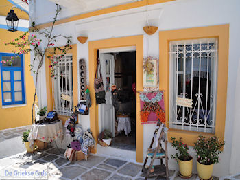 Lefkes Paros | Cycladen | Griekenland foto 26 - Foto van https://www.grieksegids.nl/fotos/eilandparos/350px/fotos-paros-056.jpg