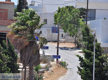 Ergens tussen Drios en Lolandoni | Paros Cycladen foto 4 - Foto van https://www.grieksegids.nl/fotos/eilandparos/350px/fotos-paros-093.jpg