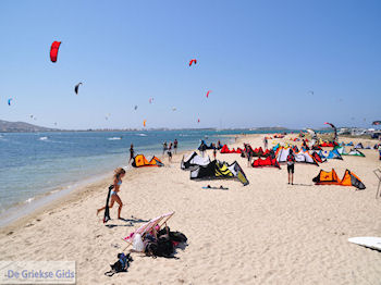 Pounta (Kitesurfen tussen Paros en Antiparos) | Griekenland foto 10 - Foto van https://www.grieksegids.nl/fotos/eilandparos/350px/fotos-paros-137.jpg