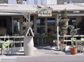 Restaurant Elaia Parikia Paros | Cycladen | Griekenland foto 1 - Foto van https://www.grieksegids.nl/fotos/eilandparos/350px/fotos-paros-144.jpg