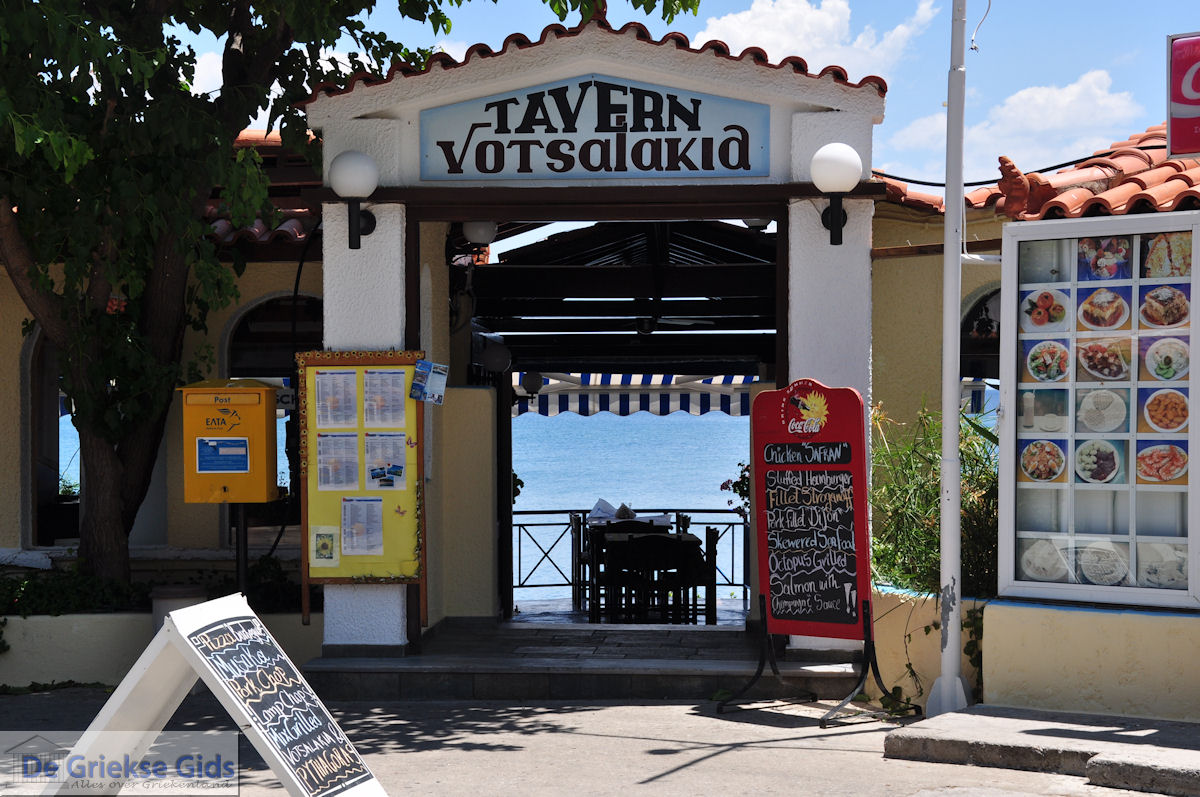 foto Doorkijk Taverna Votsalakia (Kampos) - Eiland Samos