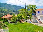 Manolates ligt in een schitterende natuuromgeving - Eiland Samos - Foto van De Griekse Gids