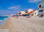 Uitzicht op kiezelstrand Kokkari - Eiland Samos - Foto van De Griekse Gids