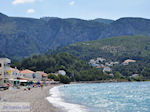 Strand, zee, bergen Kokkari - Eiland Samos - Foto van De Griekse Gids