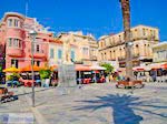 Plein Samos stad, in het midden de leeuw - Eiland Samos - Foto van De Griekse Gids