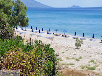 Een van de stranden van Kampos (Votsalakia) - Eiland Samos - Foto van https://www.grieksegids.nl/fotos/eilandsamos/350pixels/eiland-samos-foto-065.jpg