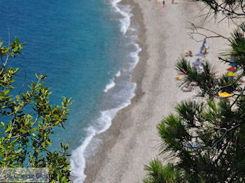Strand Tsambou tussen Kokkari en Agios Konstandinos - Eiland Samos - Foto van https://www.grieksegids.nl/fotos/eilandsamos/350pixels/eiland-samos-foto-112.jpg