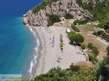 Tsamadou strand bij Kokkari - Eiland Samos - Foto van https://www.grieksegids.nl/fotos/eilandsamos/350pixels/eiland-samos-foto-115.jpg