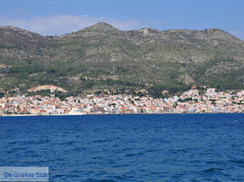 Stad Samos wordt ook Vathy genoemd - Eiland Samos - Foto van https://www.grieksegids.nl/fotos/eilandsamos/350pixels/eiland-samos-foto-149.jpg