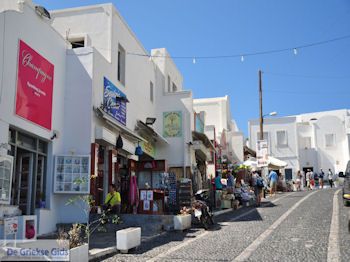 Fira Santorini (Thira) - Foto 1 - Foto van https://www.grieksegids.nl/fotos/eilandsantorini/350pixels/fira-santorini-001.jpg