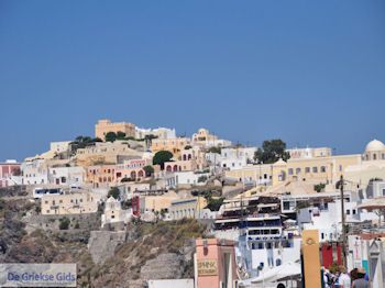 Fira Santorini (Thira) - Foto 7 - Foto van https://www.grieksegids.nl/fotos/eilandsantorini/350pixels/fira-santorini-007.jpg