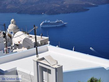 Fira Santorini (Thira) - Foto 9 - Foto van https://www.grieksegids.nl/fotos/eilandsantorini/350pixels/fira-santorini-009.jpg