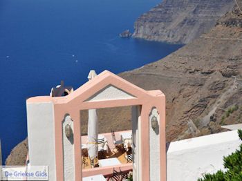 Fira Santorini (Thira) - Foto 10 - Foto van https://www.grieksegids.nl/fotos/eilandsantorini/350pixels/fira-santorini-010.jpg