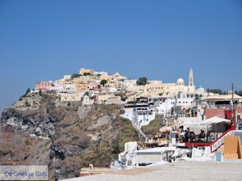 Fira Santorini (Thira) - Foto 11 - Foto van https://www.grieksegids.nl/fotos/eilandsantorini/350pixels/fira-santorini-011.jpg
