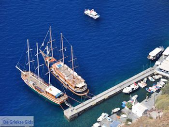 Fira Santorini (Thira) - Foto 33 - Foto van https://www.grieksegids.nl/fotos/eilandsantorini/350pixels/fira-santorini-033.jpg