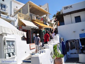 Fira Santorini (Thira) - Foto 80 - Foto van https://www.grieksegids.nl/fotos/eilandsantorini/350pixels/fira-santorini-080.jpg