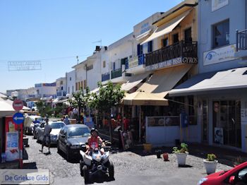 Fira Santorini (Thira) - Foto 89 - Foto van https://www.grieksegids.nl/fotos/eilandsantorini/350pixels/fira-santorini-089.jpg