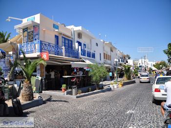 Fira Santorini (Thira) - Foto 90 - Foto van https://www.grieksegids.nl/fotos/eilandsantorini/350pixels/fira-santorini-090.jpg