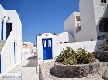 Oia Santorini (Thira) - Foto 2 - Foto van https://www.grieksegids.nl/fotos/eilandsantorini/350pixels/oia-santorini-002.jpg