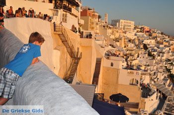 Fira (Thira) Santorini | Cycladen Griekenland 9 - Foto van https://www.grieksegids.nl/fotos/eilandsantorini/mid/santorini-grieksegids-009.jpg