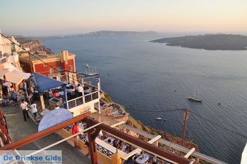 Fira (Thira) Santorini | Cycladen Griekenland 16 - Foto van https://www.grieksegids.nl/fotos/eilandsantorini/mid/santorini-grieksegids-016.jpg