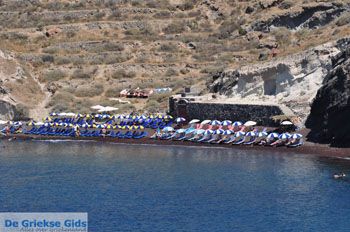 Red Beach bij Akrotiri Santorini | Cycladen Griekenland 13 - Foto van https://www.grieksegids.nl/fotos/eilandsantorini/mid/santorini-grieksegids-047.jpg