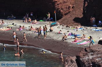 Red Beach bij Akrotiri Santorini | Cycladen Griekenland 15 - Foto van https://www.grieksegids.nl/fotos/eilandsantorini/mid/santorini-grieksegids-049.jpg