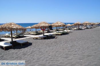 Perissa - Perivolos Santorini | Cycladen Griekenland 15 - Foto van https://www.grieksegids.nl/fotos/eilandsantorini/mid/santorini-grieksegids-072.jpg