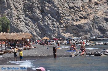 Perissa - Perivolos Santorini | Cycladen Griekenland 28 - Foto van https://www.grieksegids.nl/fotos/eilandsantorini/mid/santorini-grieksegids-085.jpg