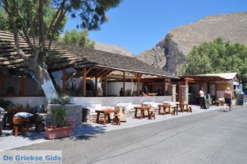 Perissa - Perivolos Santorini | Cycladen Griekenland 32 - Foto van https://www.grieksegids.nl/fotos/eilandsantorini/mid/santorini-grieksegids-089.jpg