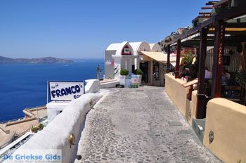 Fira (Thira) Santorini | Cycladen Griekenland 41 - Foto van https://www.grieksegids.nl/fotos/eilandsantorini/mid/santorini-grieksegids-120.jpg
