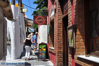 Fira (Thira) Santorini | Cycladen Griekenland 69 - Foto van https://www.grieksegids.nl/fotos/eilandsantorini/mid/santorini-grieksegids-155.jpg