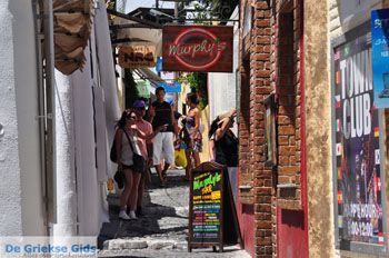 Fira (Thira) Santorini | Cycladen Griekenland 70 - Foto van https://www.grieksegids.nl/fotos/eilandsantorini/mid/santorini-grieksegids-156.jpg