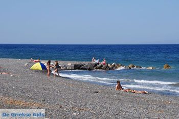 Kamari Santorini | Cycladen Griekenland 11 - Foto van https://www.grieksegids.nl/fotos/eilandsantorini/mid/santorini-grieksegids-169.jpg