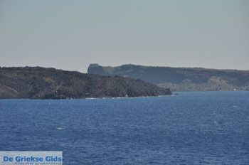 De vulkaan van Santorini Nea Kameni | Cycladen Griekenland foto 2 - Foto van https://www.grieksegids.nl/fotos/eilandsantorini/mid/santorini-grieksegids-235.jpg