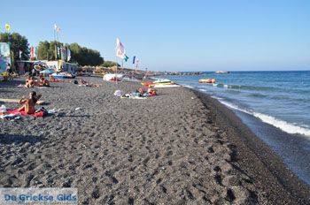 Kamari Santorini | Cycladen Griekenland 26 - Foto van https://www.grieksegids.nl/fotos/eilandsantorini/mid/santorini-grieksegids-242.jpg