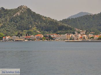 Van Keramoti (bij Kavala) naar Thassos | Griekenland | Foto 23 - Foto van https://www.grieksegids.nl/fotos/eilandthassos/thassos-griekenland/350px/thassos-023.jpg