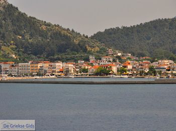 Van Keramoti (bij Kavala) naar Thassos | Griekenland | Foto 24 - Foto van https://www.grieksegids.nl/fotos/eilandthassos/thassos-griekenland/350px/thassos-024.jpg