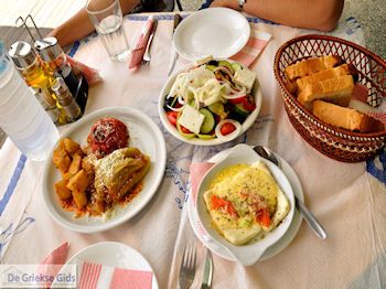 Paradise Beach - Kinira | Thassos | Foto 7 - Foto van https://www.grieksegids.nl/fotos/eilandthassos/thassos-griekenland/350px/thassos-135.jpg