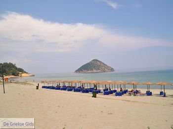 Paradise Beach - Kinira | Thassos | Foto 11 - Foto van https://www.grieksegids.nl/fotos/eilandthassos/thassos-griekenland/350px/thassos-139.jpg