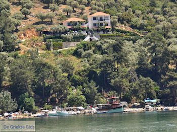 Golden Beach - Skala Panagia - Chrissi Ammoudia | Thassos | Foto 16 - Foto van https://www.grieksegids.nl/fotos/eilandthassos/thassos-griekenland/350px/thassos-491.jpg