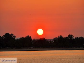 Thassos stad (Limenas) | Thassos | Foto 24 - Foto van https://www.grieksegids.nl/fotos/eilandthassos/thassos-griekenland/350px/thassos-508.jpg