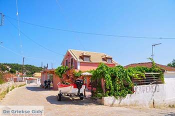 Maries Zakynthos | Griekenland nr2 - Foto van https://www.grieksegids.nl/fotos/eilandzakynthos/zakynthos/350px/fotos-zakynthos-056.jpg