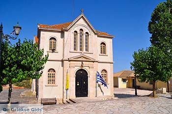 Koiliomenos (Kiliomenos) Zakynthos | De Griekse Gids nr10 - Foto van https://www.grieksegids.nl/fotos/eilandzakynthos/zakynthos/350px/fotos-zakynthos-075.jpg