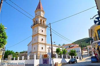 Macherado Zakynthos | Griekenland nr 4 - Foto van https://www.grieksegids.nl/fotos/eilandzakynthos/zakynthos/350px/fotos-zakynthos-086.jpg